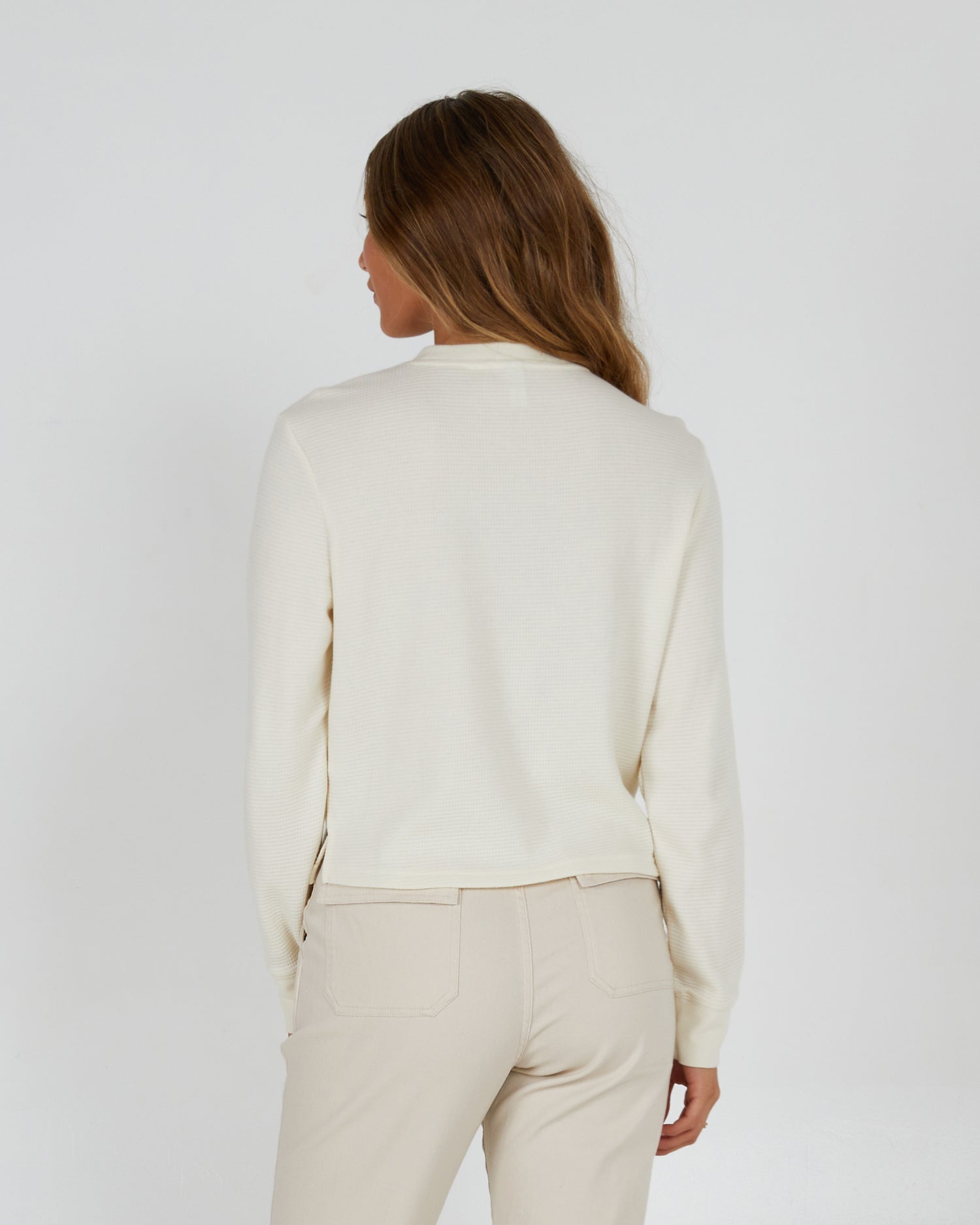 back view of Seascape Off White L/S Thermal