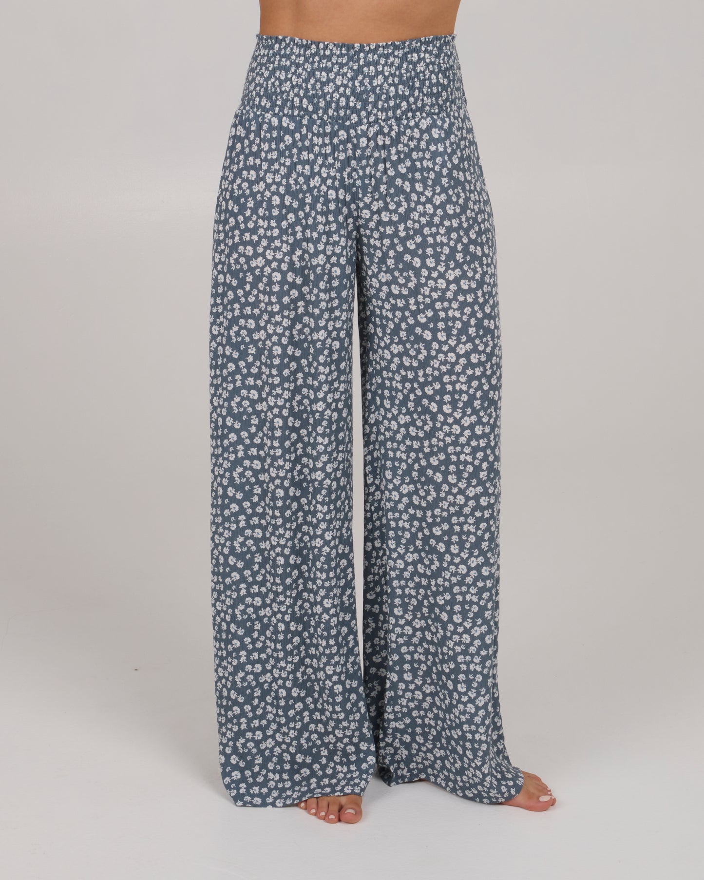 front view of Mainland Beach Pant - Fin Blue