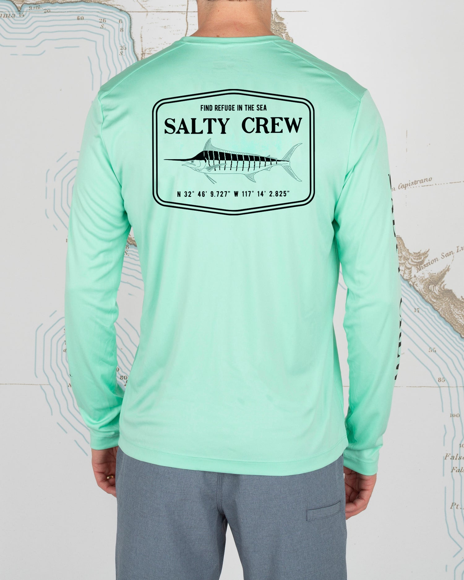 Salty Crew Shirt Mens Medium White Long Sleeve Camo Logo 100% Polyester  Boating